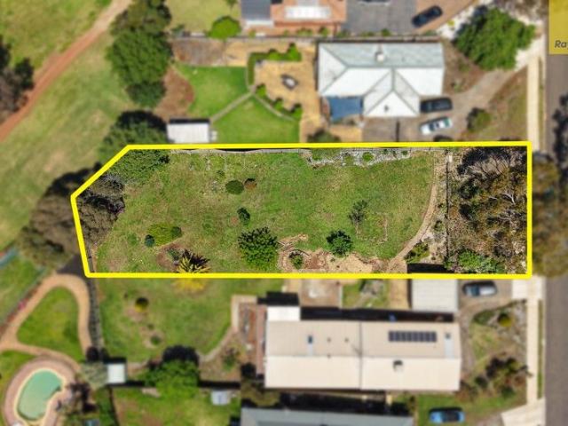 GENEROUS ALLOTMENT ADJOINING BACCHUS MARSH GOLF COURSE