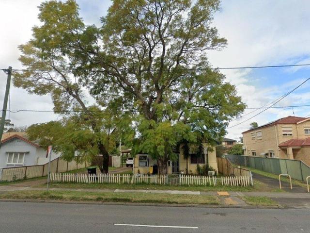Generous block approx. 725sqm || 2 lots