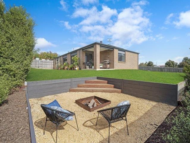 Generous Block, Side Access & North Facing Living in North Warrnambool