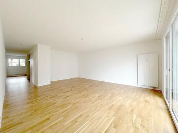 Generous family apartment in green surroundings