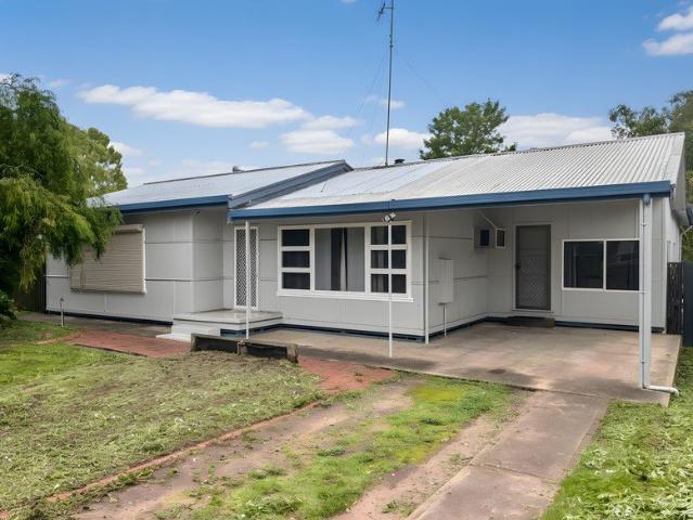 Generous Family Home with Multiple Living Areas