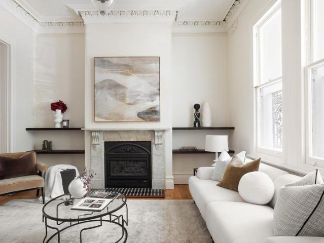Generous Family Home with Victorian Elegance in Cosmopolitan Locale