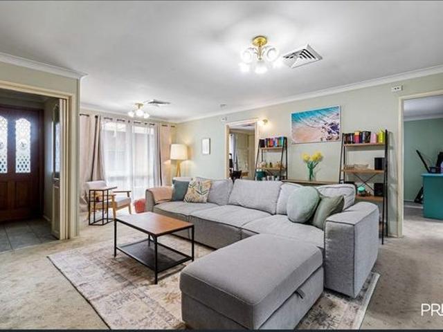 Generous Family Home in a Desirable Setting
