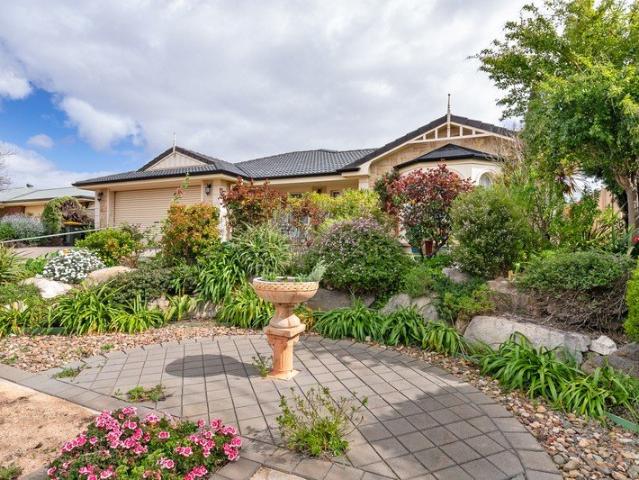 Generous Family Living, Beautifully Established