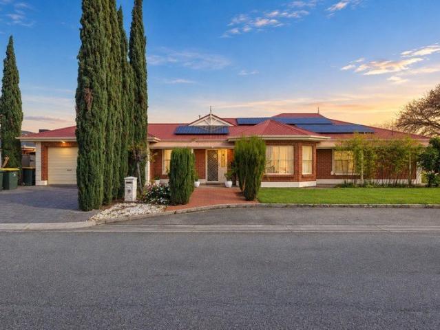 Generous Family Living Close to the Coast: Nest or Invest with Update Potential