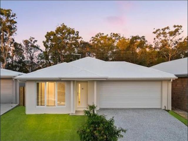 Generous Family Living in a Quiet Cul de Sac Setting
