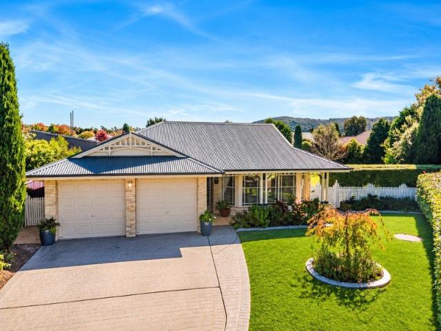 Generous Family Living in a Tranquil Garden Setting