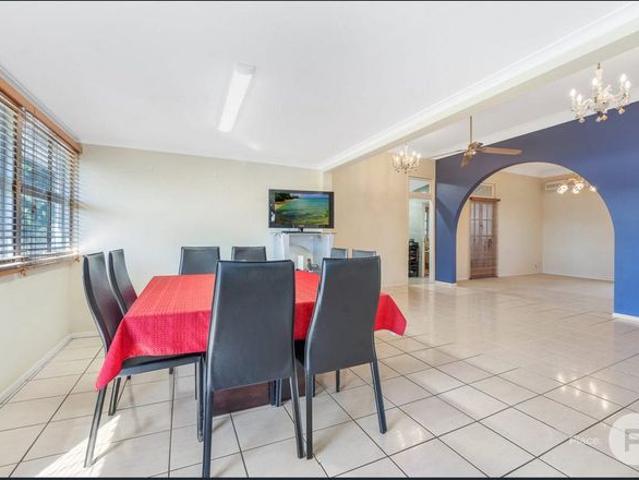 Generous Family Living in Sought After Wavell Heights!