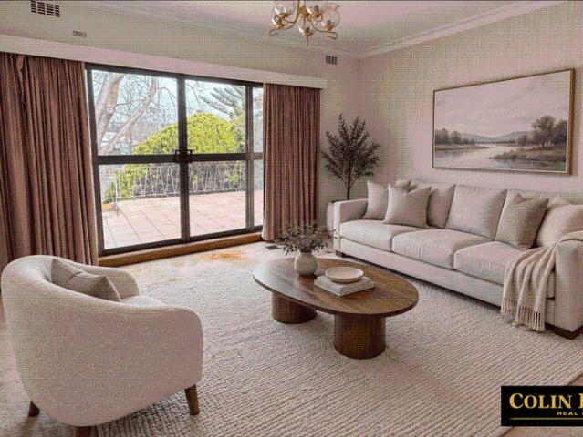 Generous Family Living with Expansive Gardens