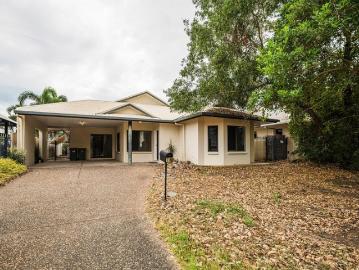 Generous Family Living with Pool in Prime Parap Location