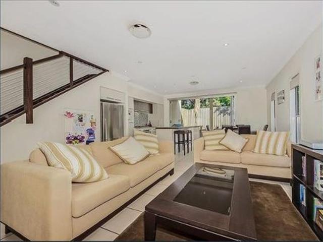 Generous Floorplan Ushering Alfresco Entertainment!