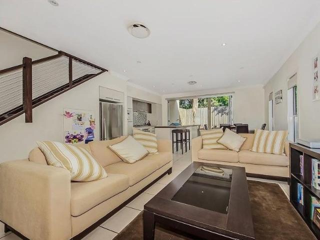 Generous Floorplan Ushering Alfresco Entertainment!