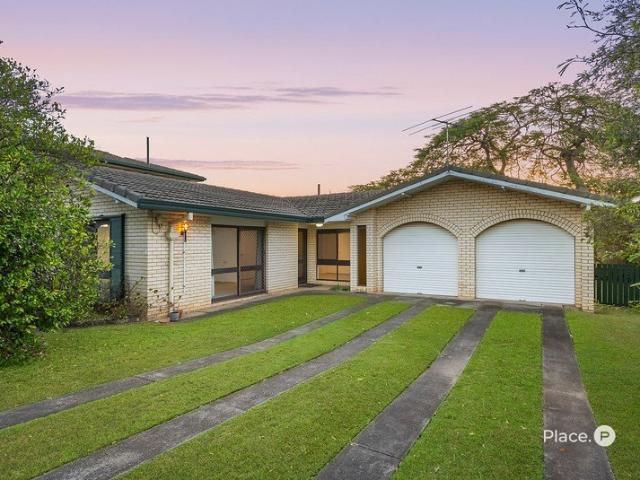 Generous Landholding with Unbeatable Sunnybank Convenience