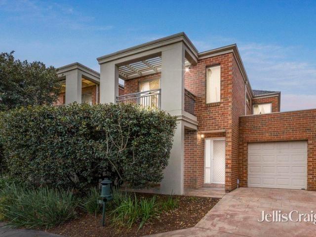 Generous modern townhouse in prestigious Estate surrounds