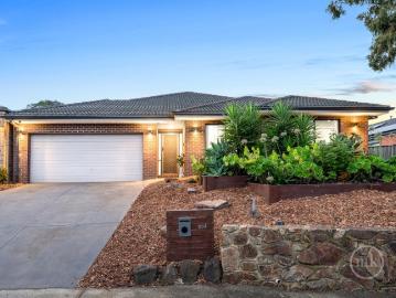 Generous Proportions, Thoughtful Design and Impressive Poolside Living