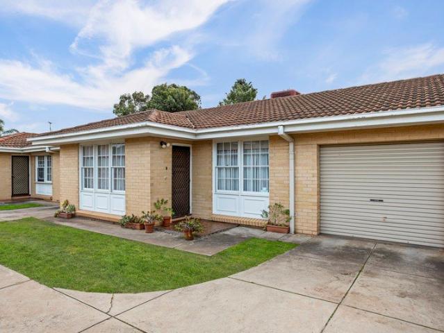 Generous Proportions, Modern Updates & Easy Living