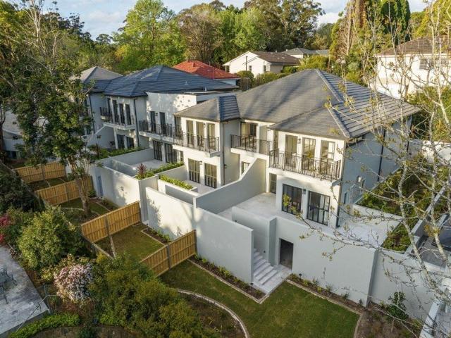 GENEROUS, SECURE PRIVATE TOWNHOME