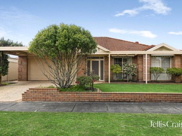 Generous single level family haven in serene court setting