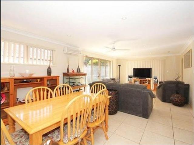 GENEROUS SIZED THREE BEDROOM HOME IN SANDSTONE POINT