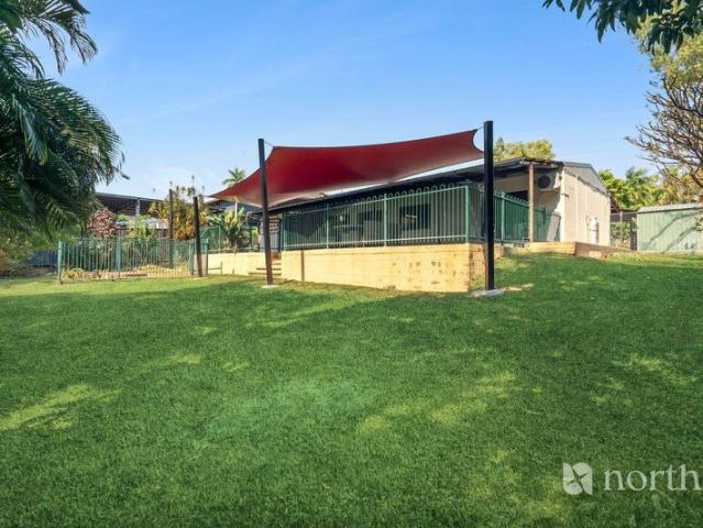 Generous Space, Private Backyard & a Spa to Unwind