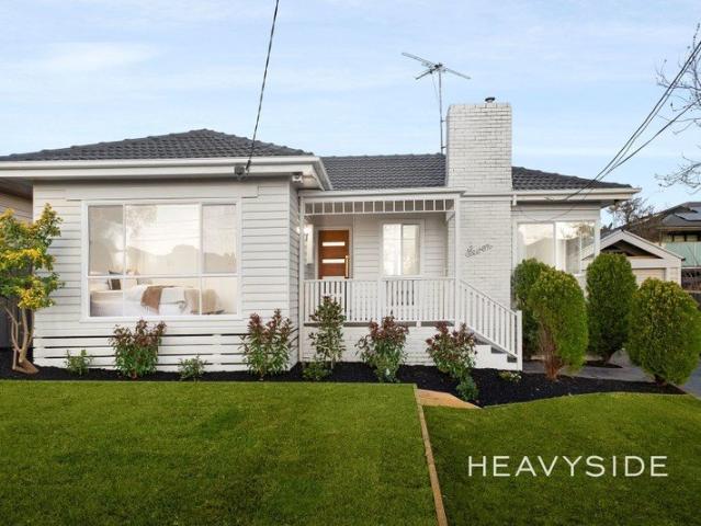 Generous Spaces and Modern Style for the Growing Family