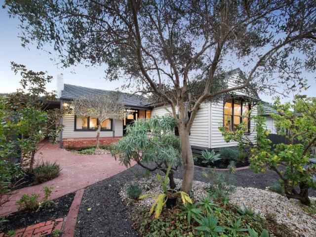 Generous Spaces, Oversized Master, Family Appeal