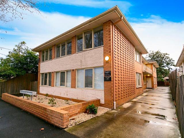 Generously Proportioned Apartment