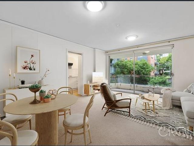 Generously Proportioned Apartment With Oversized Balcony