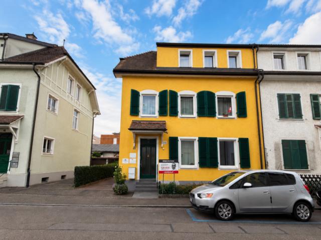 Generationenhaus mit 6.5 Zimmer Maisonette und vermieteter 3 Zimmerwohnung