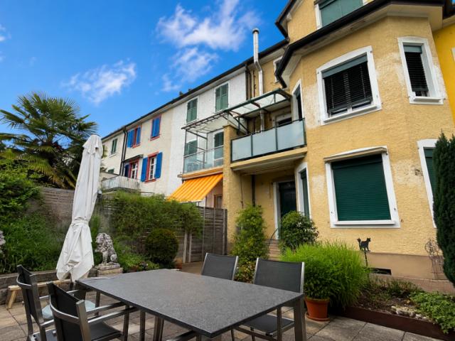 Generationenhaus mit 6.5 Zimmer Maisonette und vermieteter 3 Zimmerwohnung