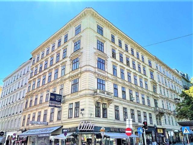 GENERALSANIERT, STAATSOPER NÄHE, Erstbezug, klimatisiertes 110 m2 Dachgeschoss, 3 Zimmer, Extraküche, 2 Bäder, Terrasse, Opernring