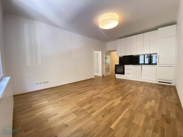 GENERALSANIERTE 3 ZIMMER EIGENTUMSWOHNUNG