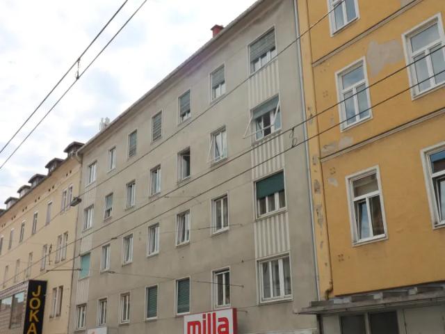 Generalsanierte 3 Zimmer Wohnung mit Balkon Provisionsfrei!