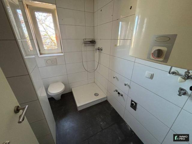 Generalsanierte 1,5 Zimmer Wohnung mit Einbauküche