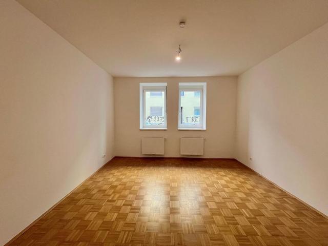 Generalsanierte 2 Zimmerwohnung Provisionsfrei!