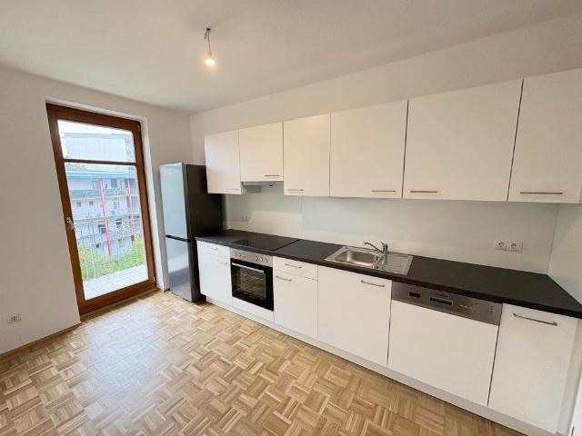 Generalsanierte 2 Zimmer Wohnung mit Balkon Provisionsfrei!