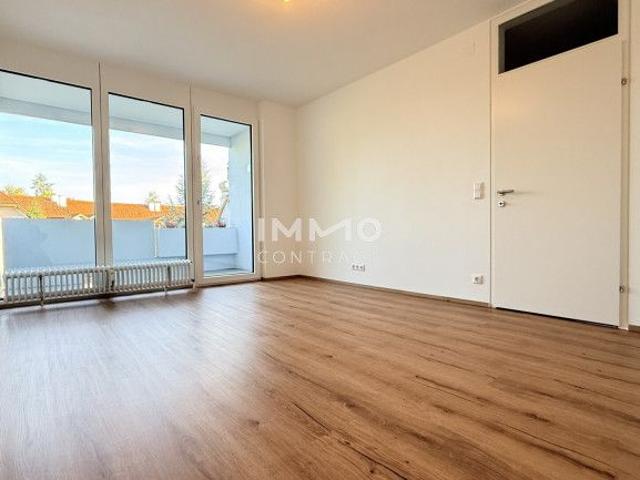 Generalsanierte 2 Zimmer Wohnung mit Loggia zur Miete