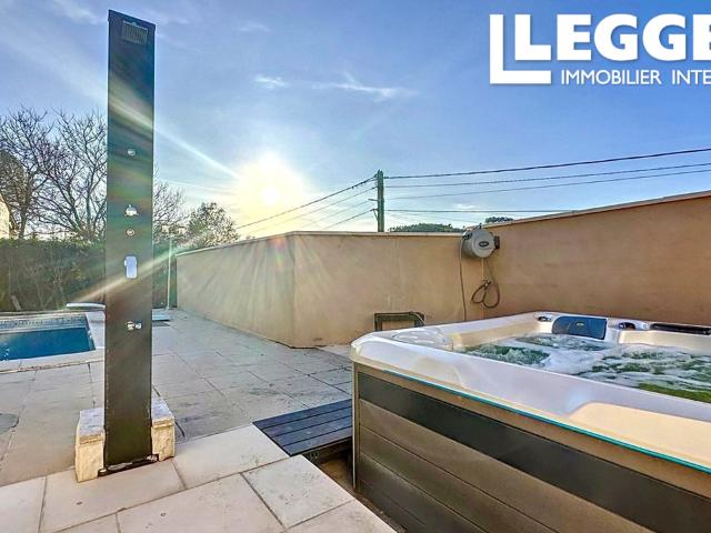 Générargues GARD Maison spacieuse avec 2 appartements indépendants