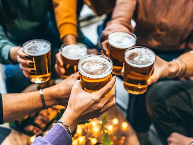 GENÈVE PÂQUIS: BAR WIRD ÜBERGEBEN