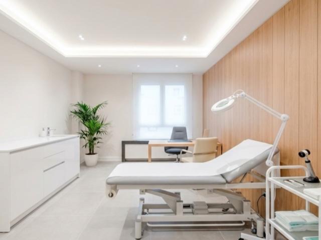 GENF DERMATOLOGISCHE PRAXIS ZUR MIETE IN EINEM MEDIZINISCH ÄSTHETISCHEN ZENTRUM