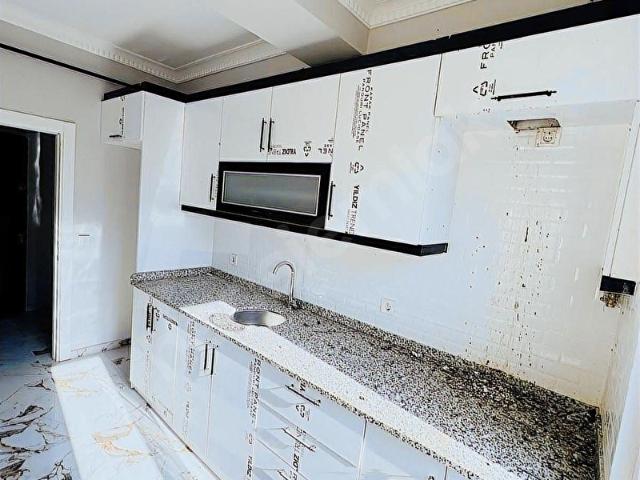 GENİŞ AİLELERE ÖZEL 4+2 TERAS MANZARALI 3 BALKONLU LÜKS DAİRE!