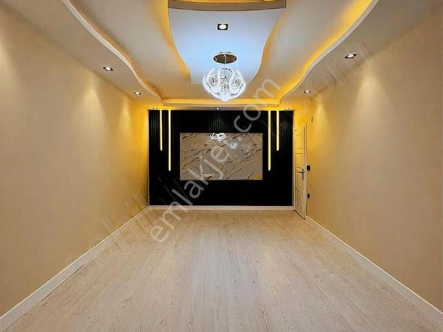 Geniş Ailelere Özel 4+1 Full Dekorlu 185 M2 Acil Satılık!