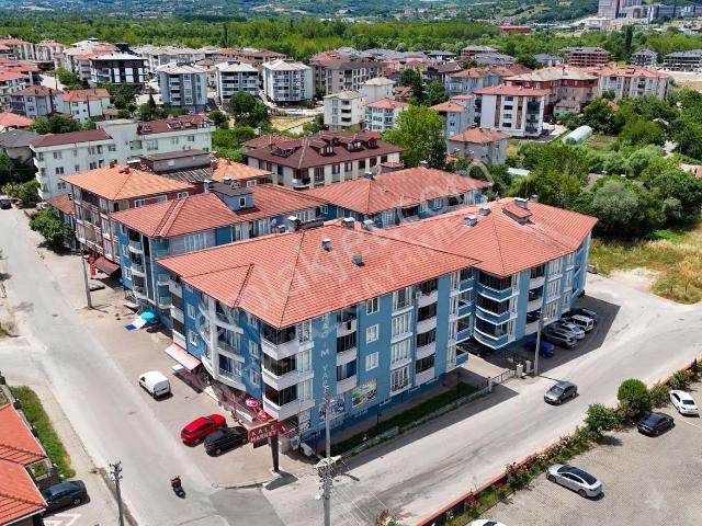 Geniş Ailelere! 135 M² Net 3+1 | 3 Balkon | 3 Wc | Asansörlü