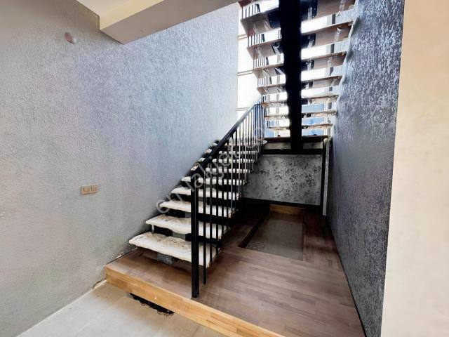 Geniş Arsa Paylı Ultra Lüks Kaliteli Asansör Boşluklu Villa