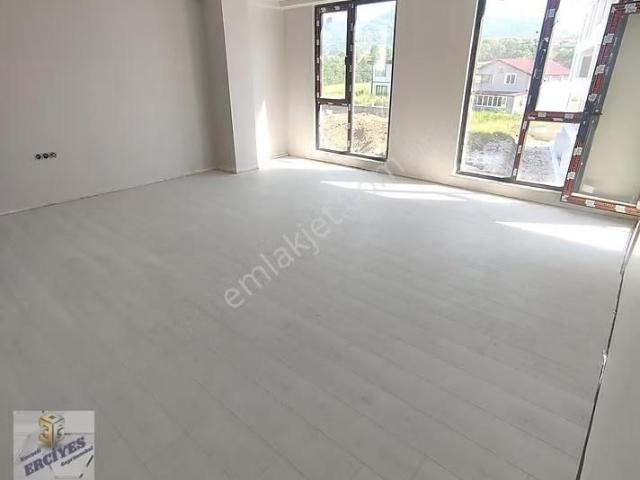 Geniş Ferah 3+1 Çatı Ara Dubleks,eğimsiz,asansörlü,manzaralı
