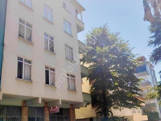 Geniş 4+1 Merkezi Konumda Daire