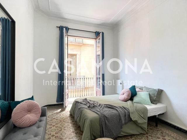 & 13 & 13 & 13 & 13 & 13 198m² Barcelona