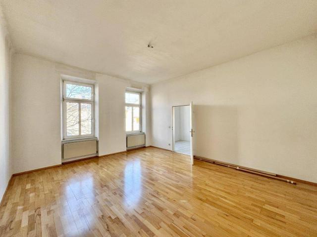 Geniale Lage im 7. Bezirk direkt bei Neubaugasse! Heller 3,5 Zimmer Altbau im 3. Stock