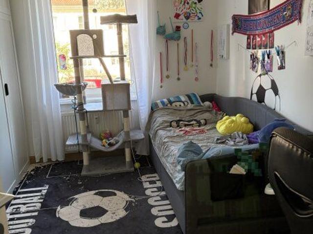 Genießen Sie mit Ihrer Familie ein einmaliges Wohlfühlumfeld in grüner und dennoch urbaner Lage! 2 Kinderzimmer, schöner Schnitt, freundlich und hell!