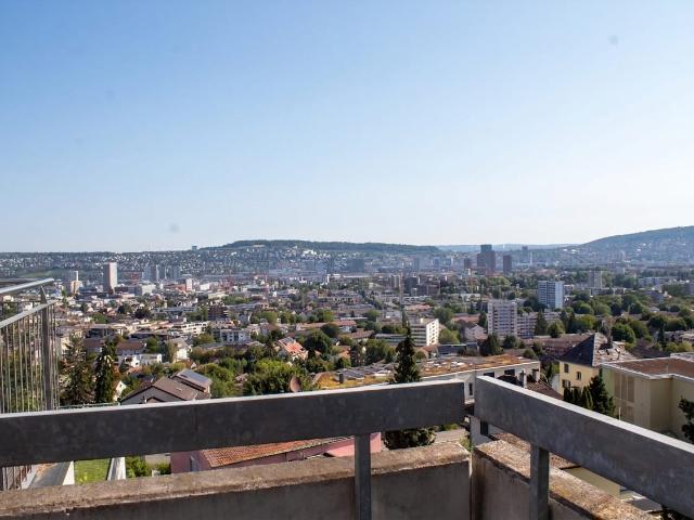 Geniessen Sie den Blick über die Stadt